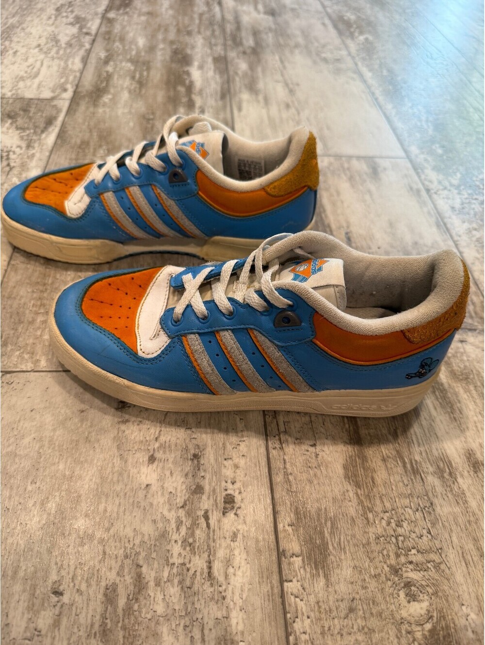 Adidas Simpsons Rivalry Low Itchy Mens 6.5 IE7566